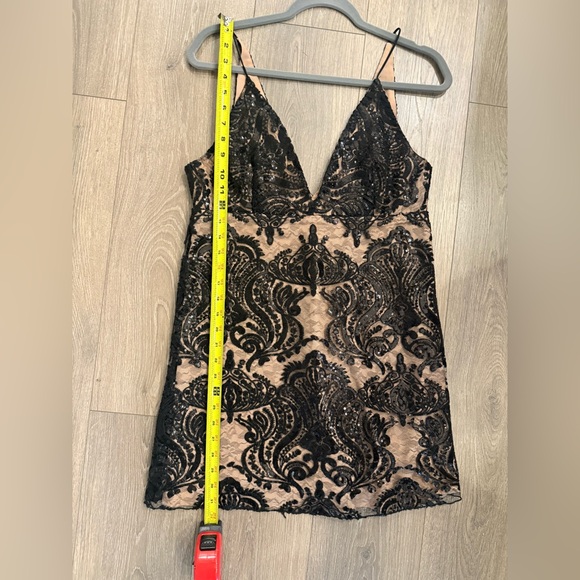 Free People Night Shimmer Mini Dress Black Nude Sequin Cocktail Size 6 - Picture 9 of 11
